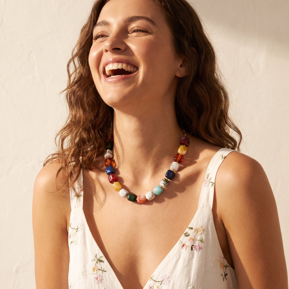 Collana con perline quadrate spesse arcobaleno