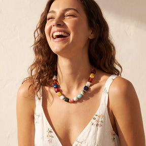 Collana con perline quadrate spesse arcobaleno
