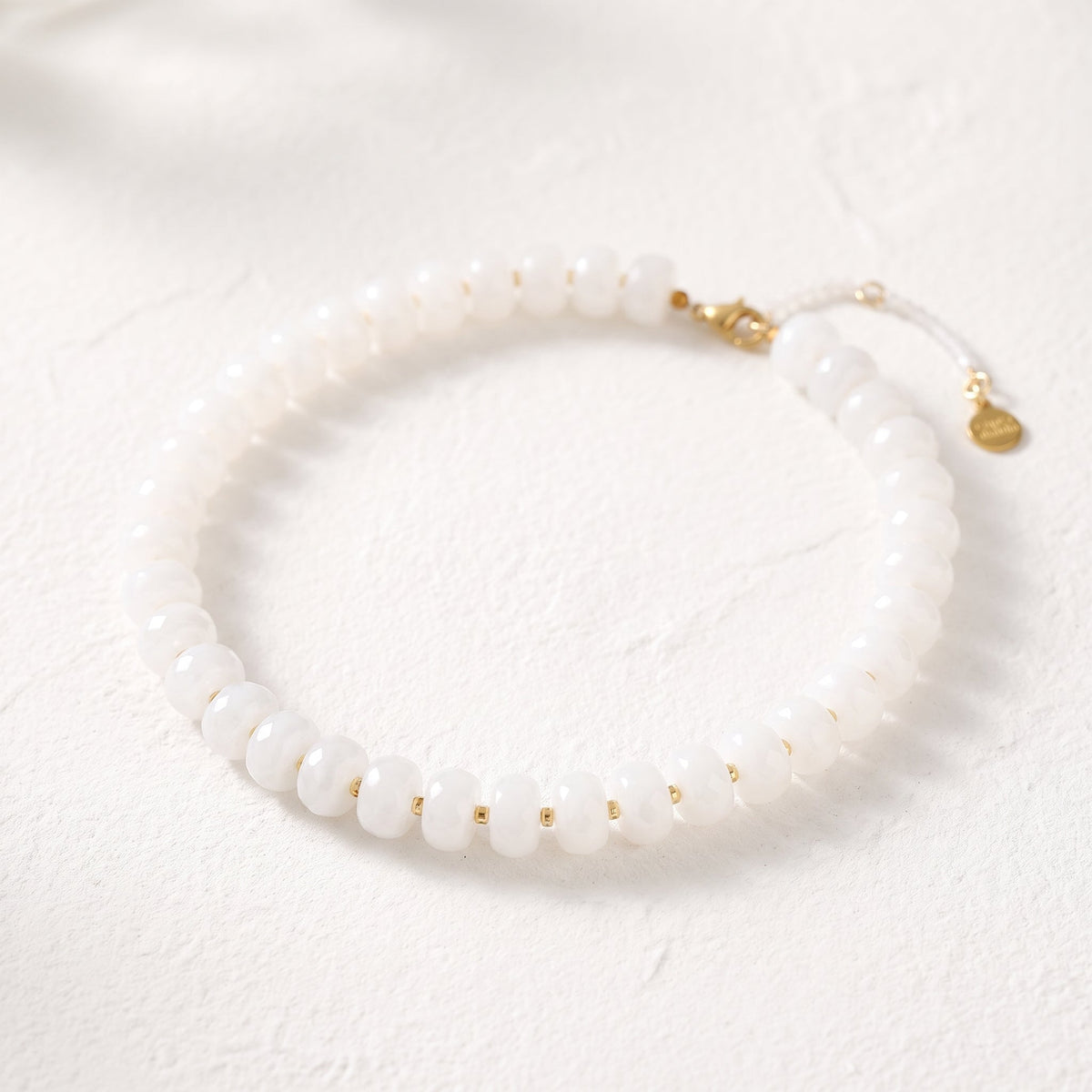 Collana importante con luminosità lunare