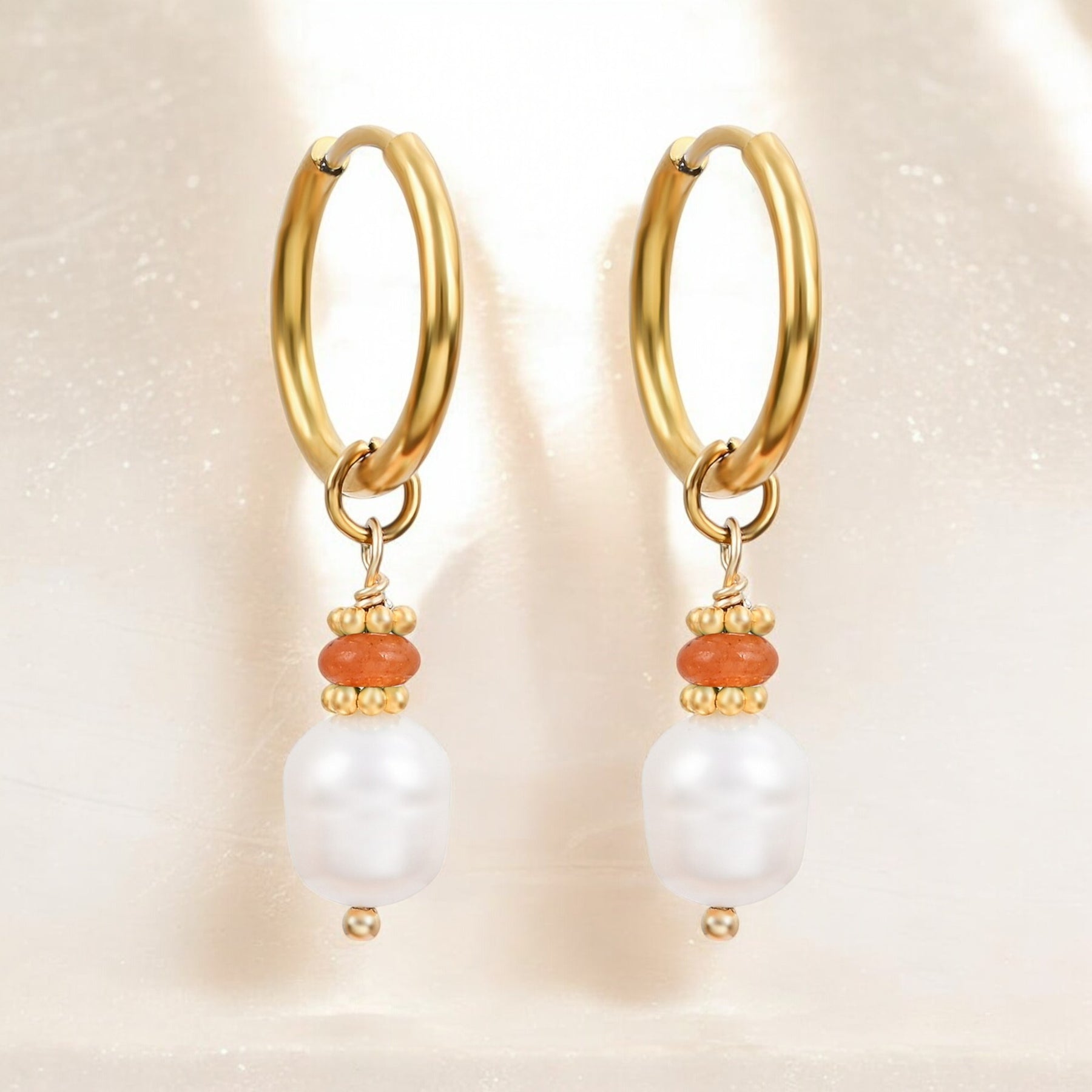 Orecchini a cerchio con perle e agata Golden Grace