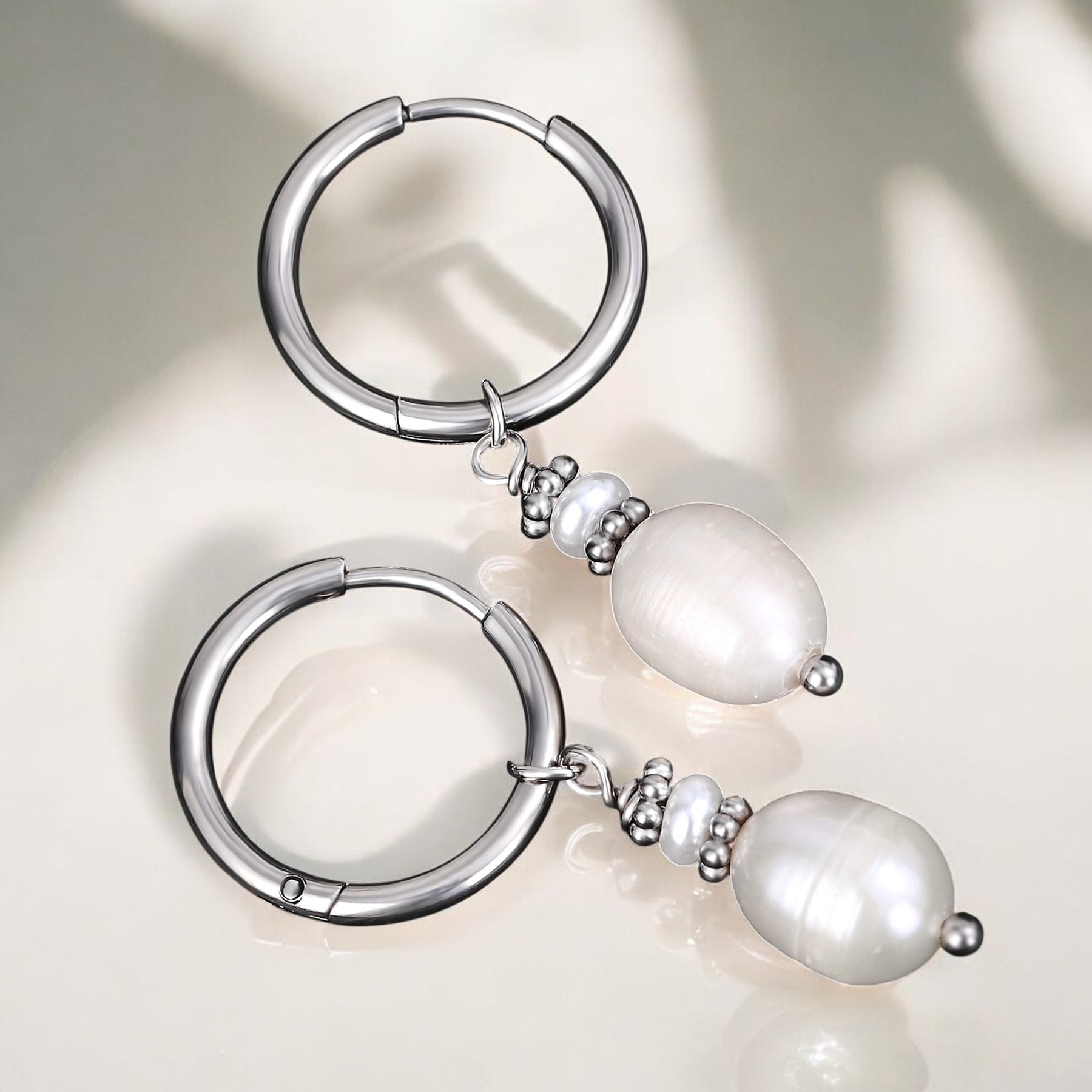 Orecchini a cerchio Eleganza Perla Argento
