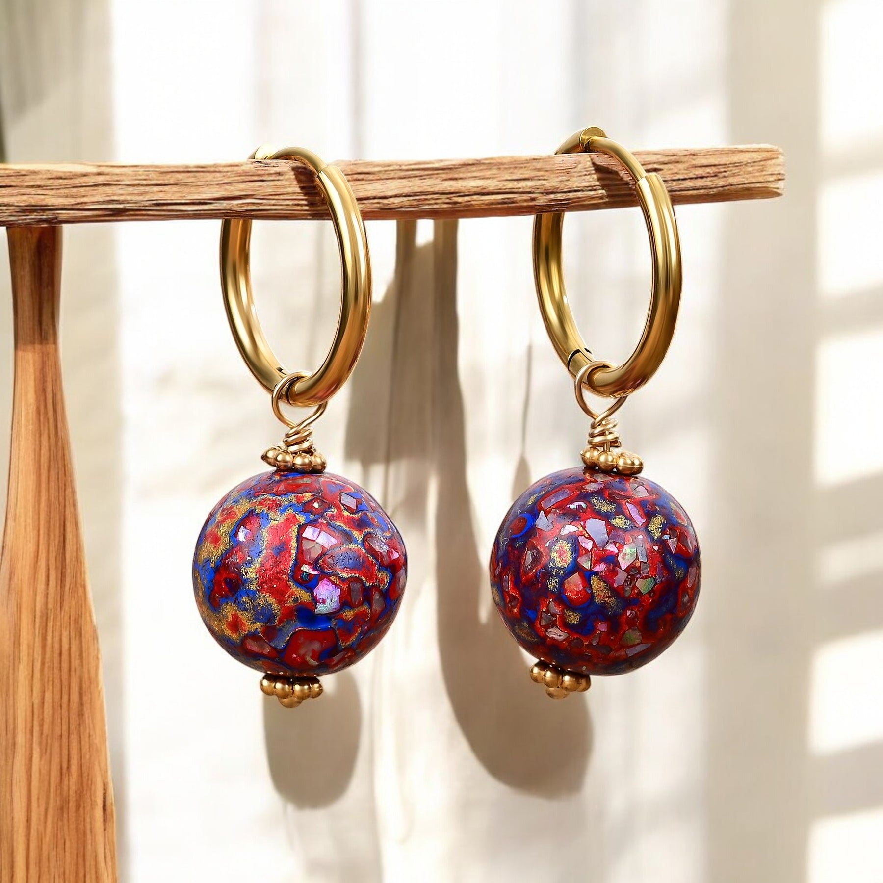 Orecchini a cerchio con sfera maculata Amethyst Aurora