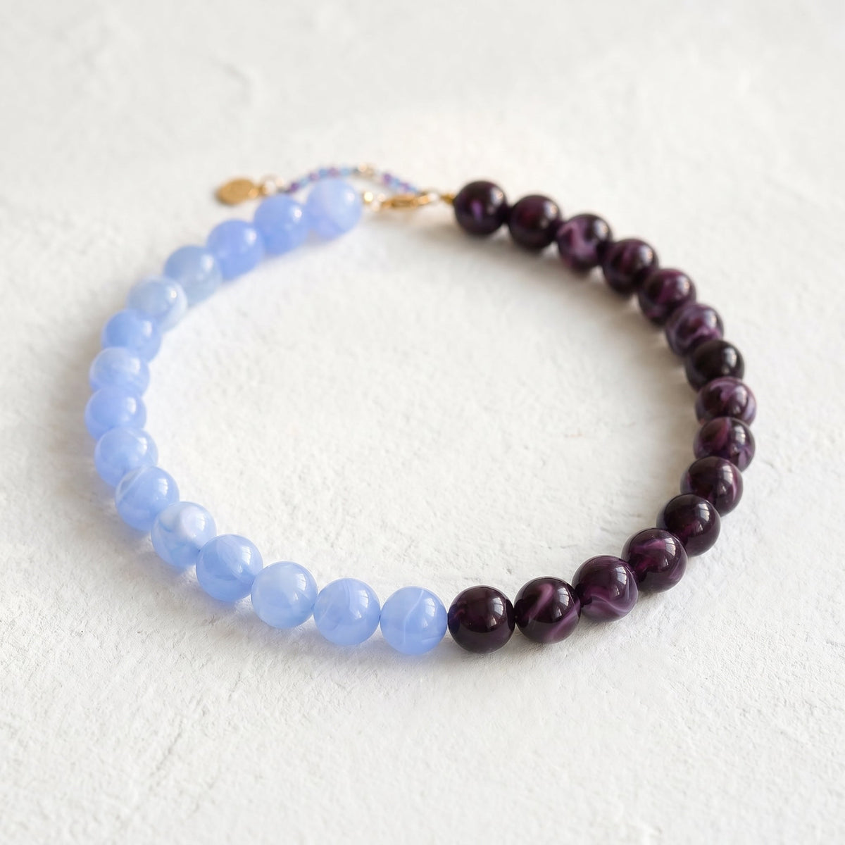 Collana spessa con perline viola