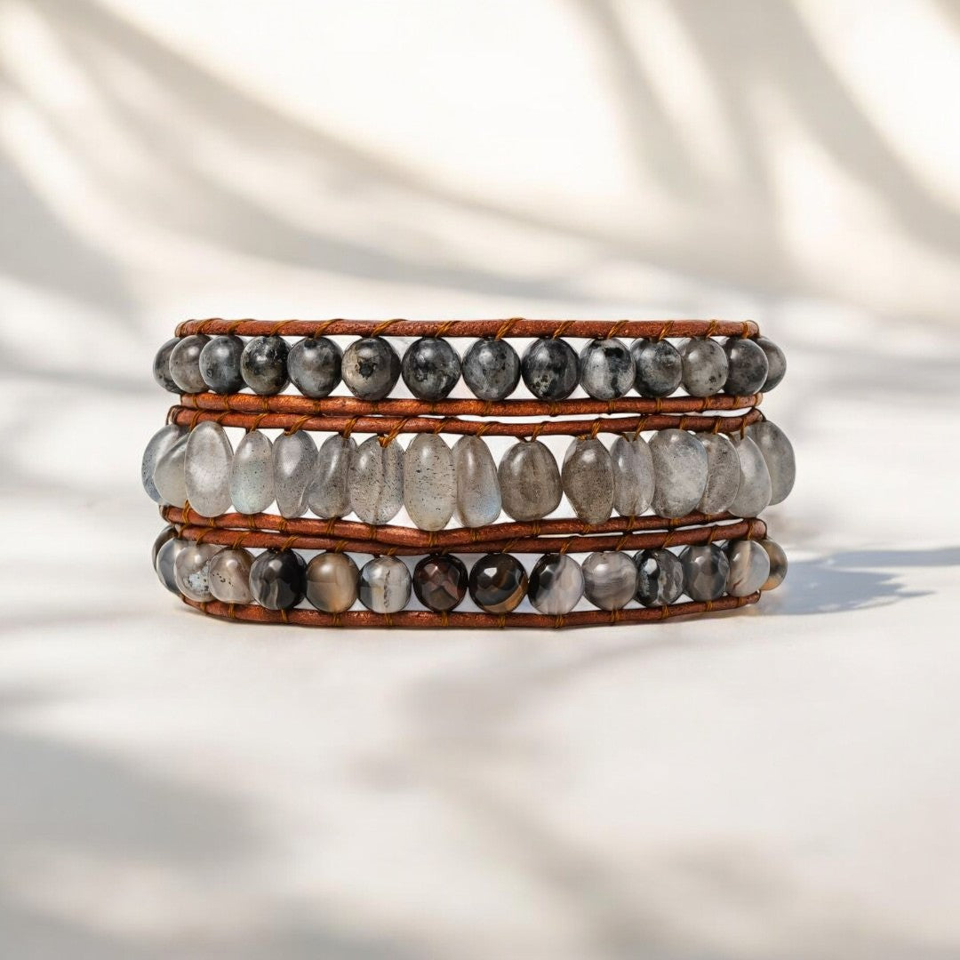 Bracciale avvolgente artigianale in labradorite