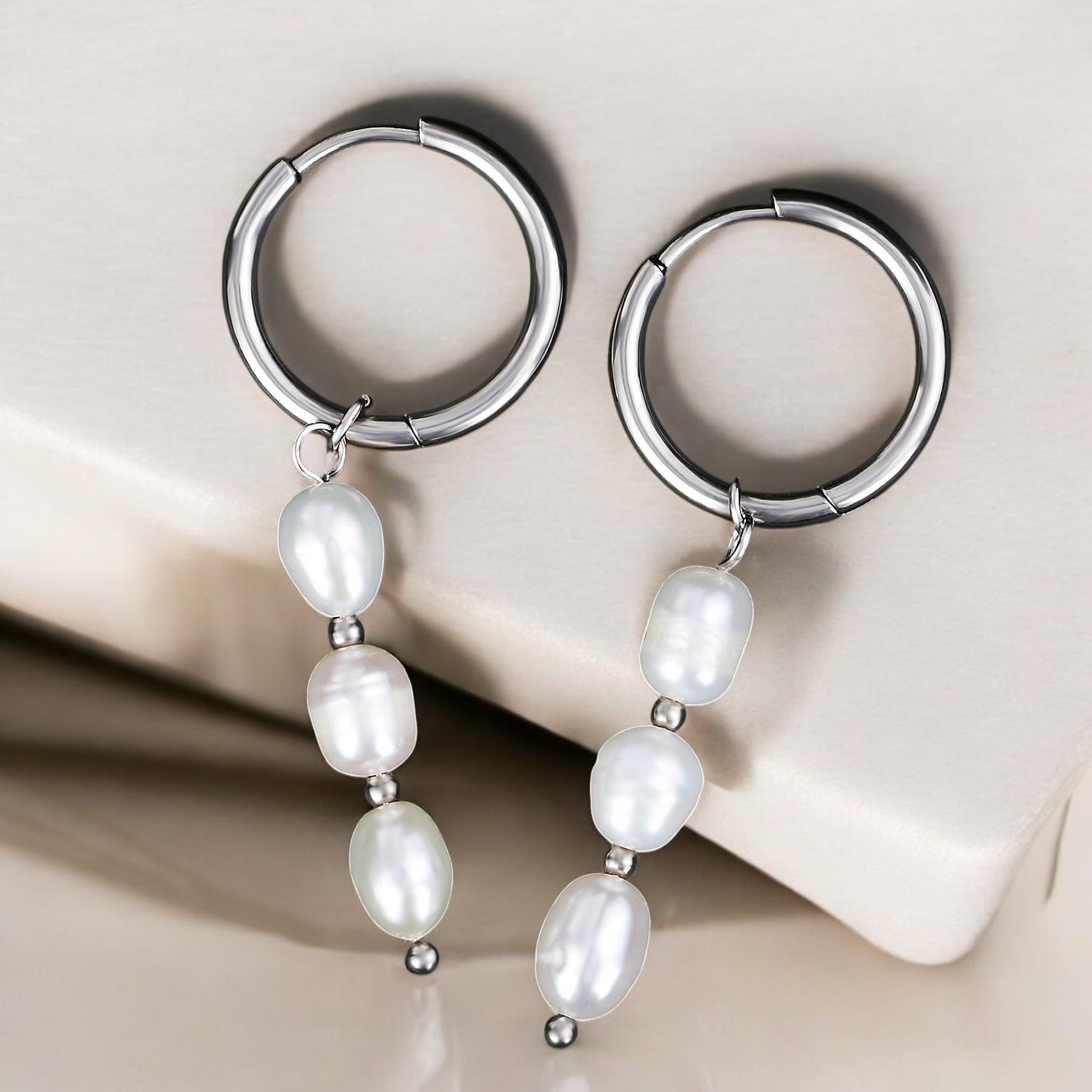 Orecchini a cerchio con perle e agata Golden Grace