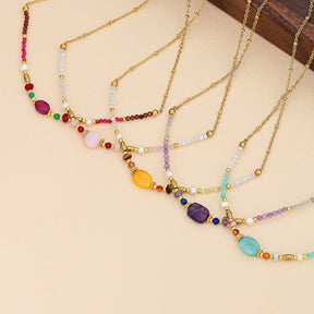 Collana in Quarzo Rosa Illuminata dalla Luna