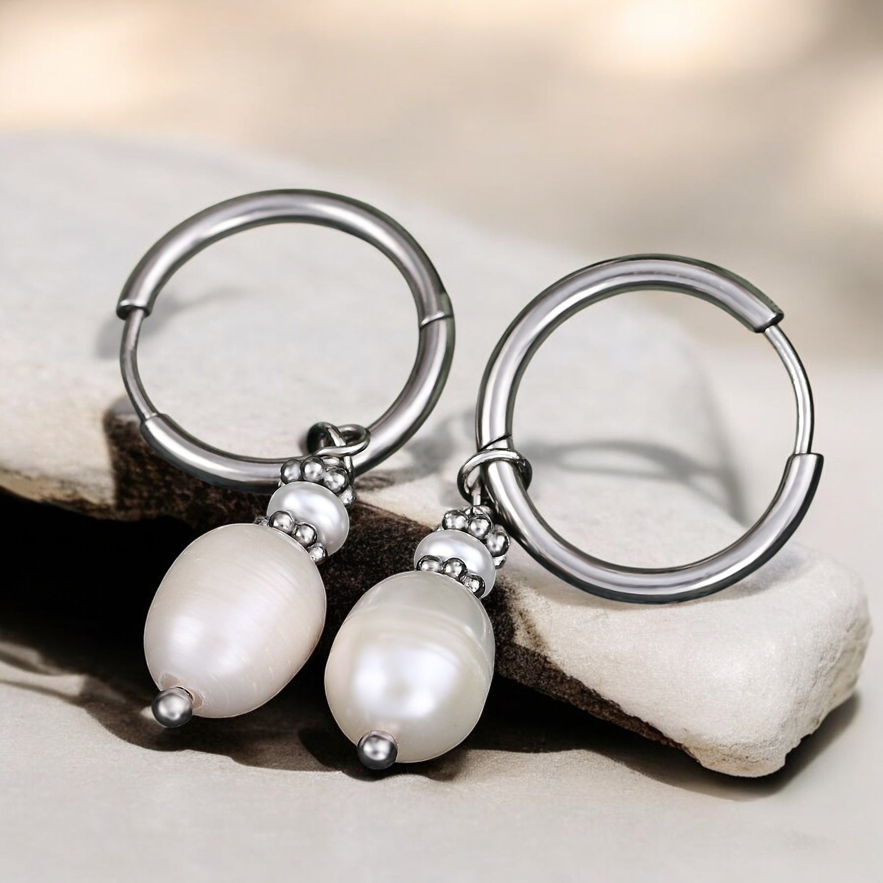 Orecchini a cerchio Eleganza Perla Argento