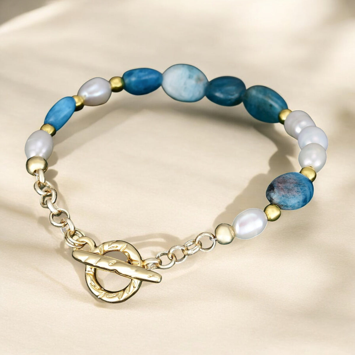 Bracciale in apatite Bliss fronte mare