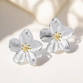 Orecchini a perno Blossom Radiance