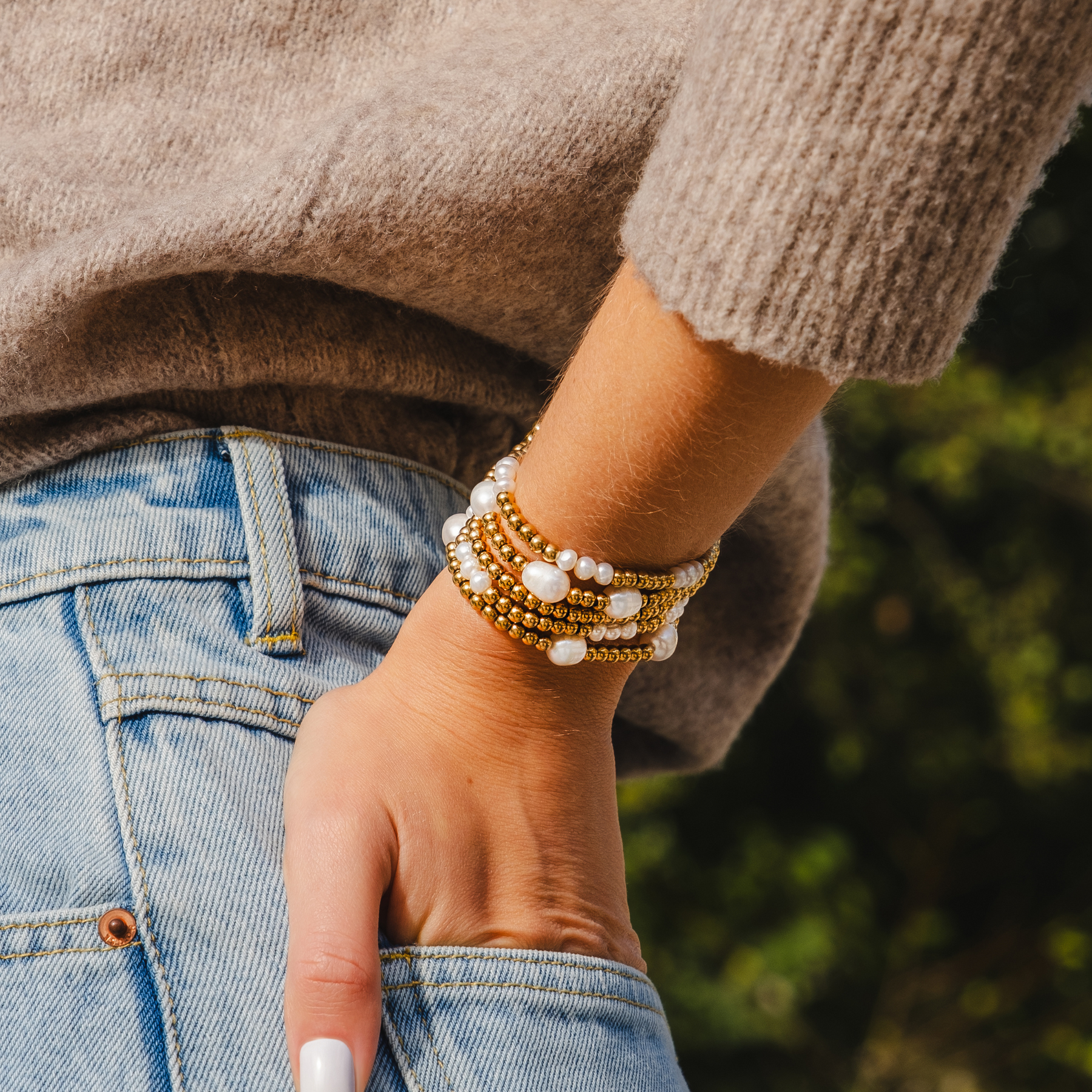 Set di braccialetti di perle d'acqua dolce dorate