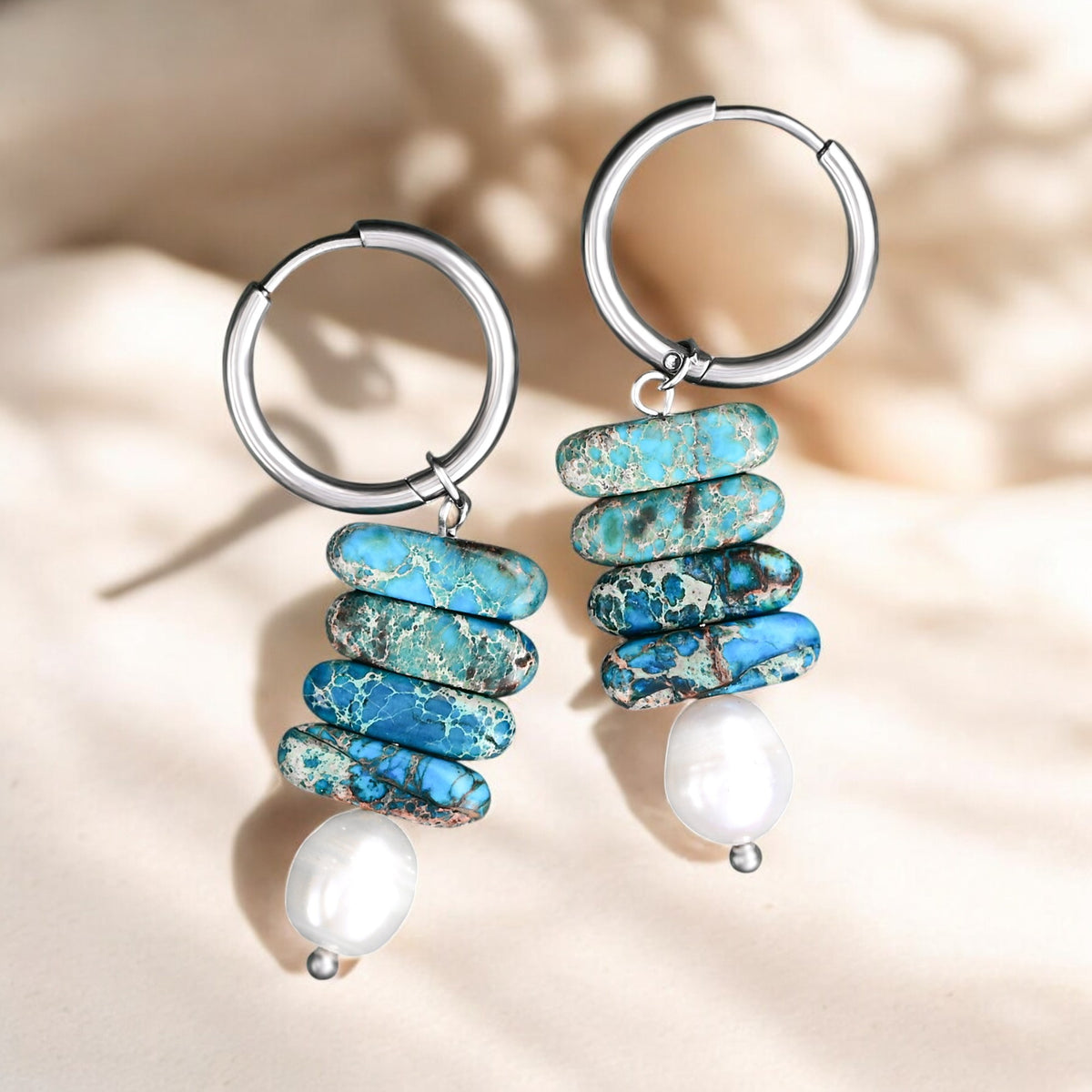 Cerchio con gocce di perle e diaspro blu Ocean Bliss