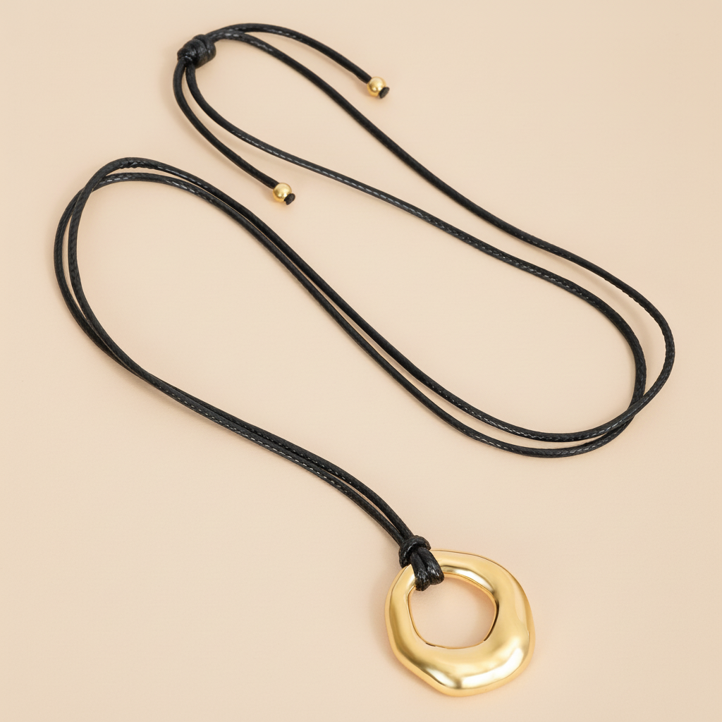 Collana con anello biologico
