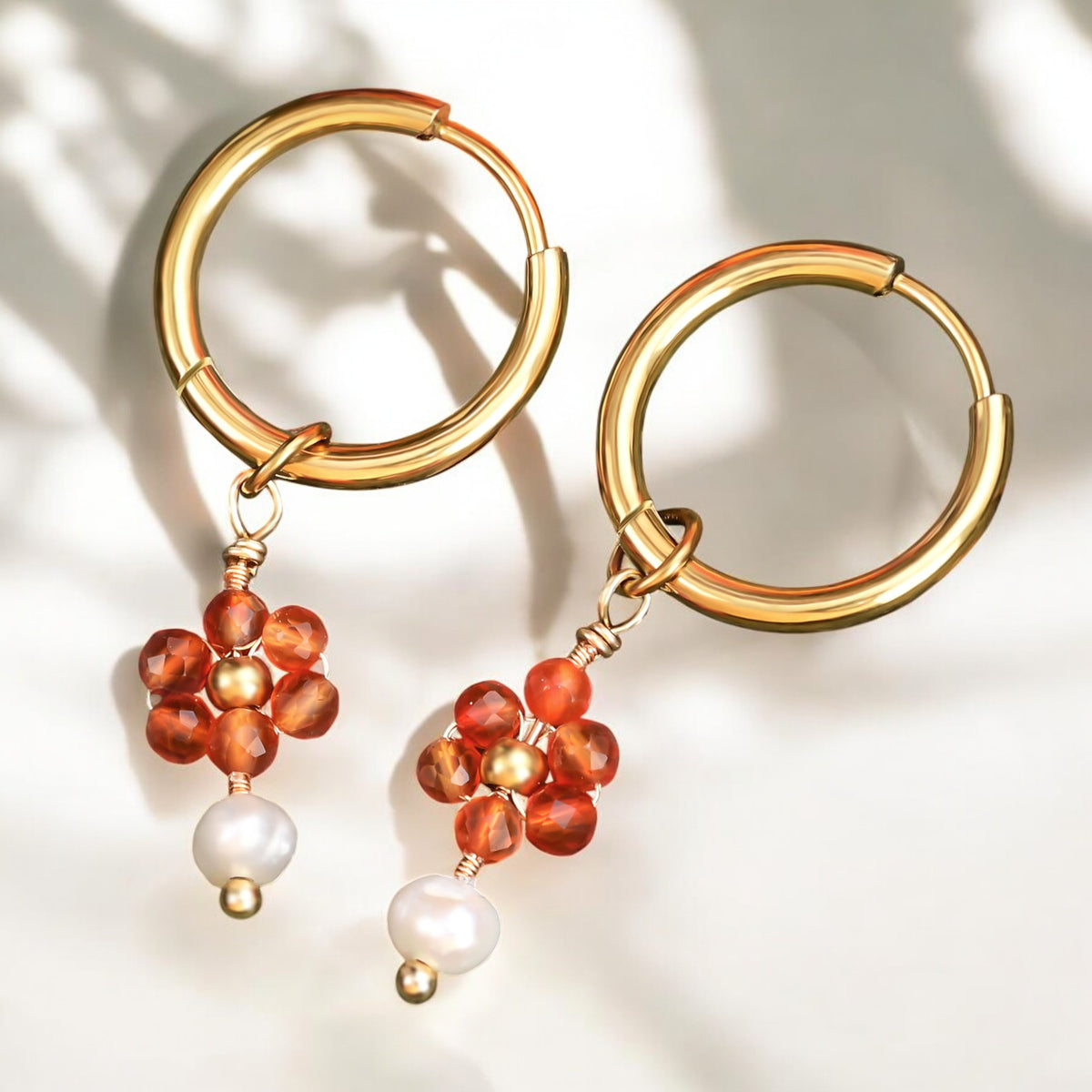 Orecchini a cerchio con perle e agata Golden Grace