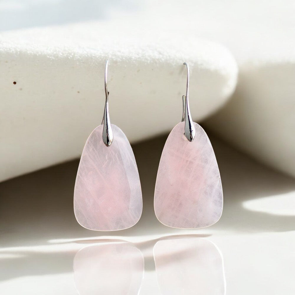Orecchini a goccia con protezione in quarzo rosa